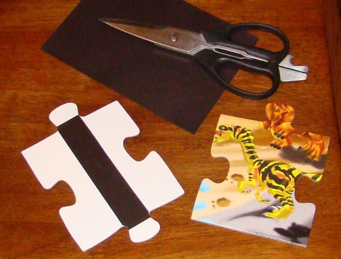 Les pièces de puzzle de sol légères et durables sont faciles à fabriquer magnétiques.