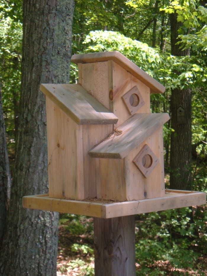 木製の巣箱を作る：巣箱のアイデア、計画、デザイン