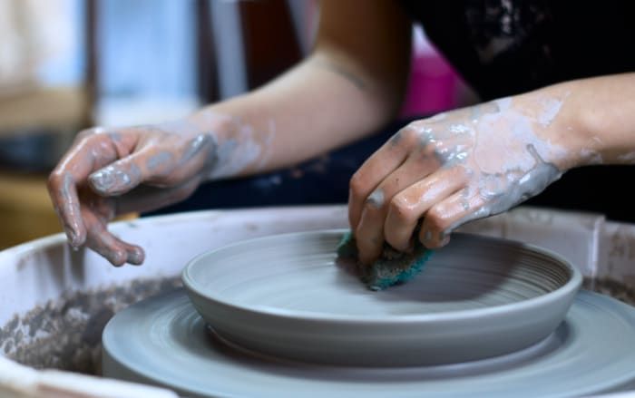 Créez votre propre studio de poterie à la maison