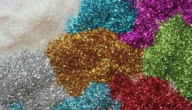 Tips och idéer för att använda Glitter för pappershantverk
