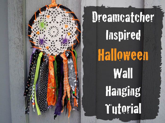 Auf der Suche nach einem einfachen Handwerk für Halloween? Hier ist der eine, ein Traumfänger inspirierter Wandbehang.