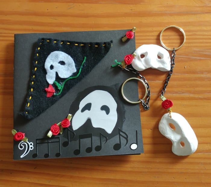 'Das Phantom der Oper' Handwerk: Schlüsselbund, Lesezeichen, Einladungskarte