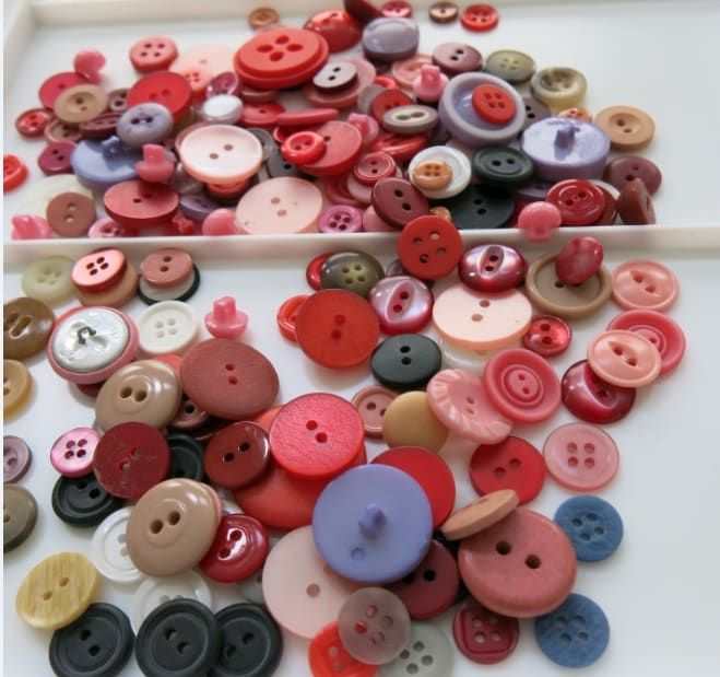botones en una variedad de colores