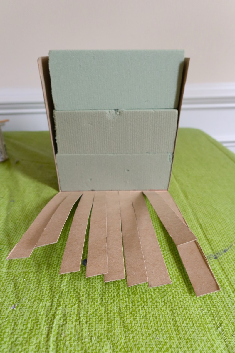   bricolage-tutoriel-comment-faire-un-panier-de-porte-decoratif-a-partir-d-une-boite-en-carton