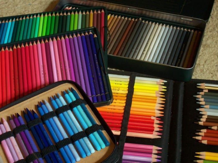 Защо да започнете с голям набор от цветни моливи?