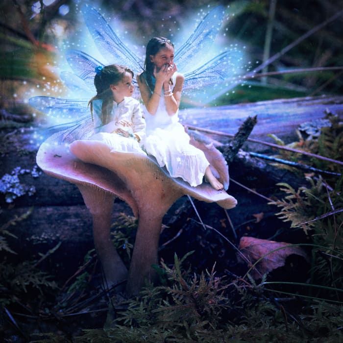Fairy Sisters, creado a partir de una foto que tomé en la iglesia.