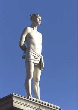 Mark Wallinger & apos; s Ecce Homo: La primera estatua en adornar el Cuarto Plinto