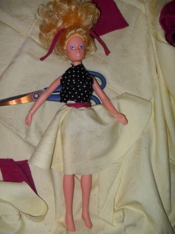Лесна домашна пола за кукли