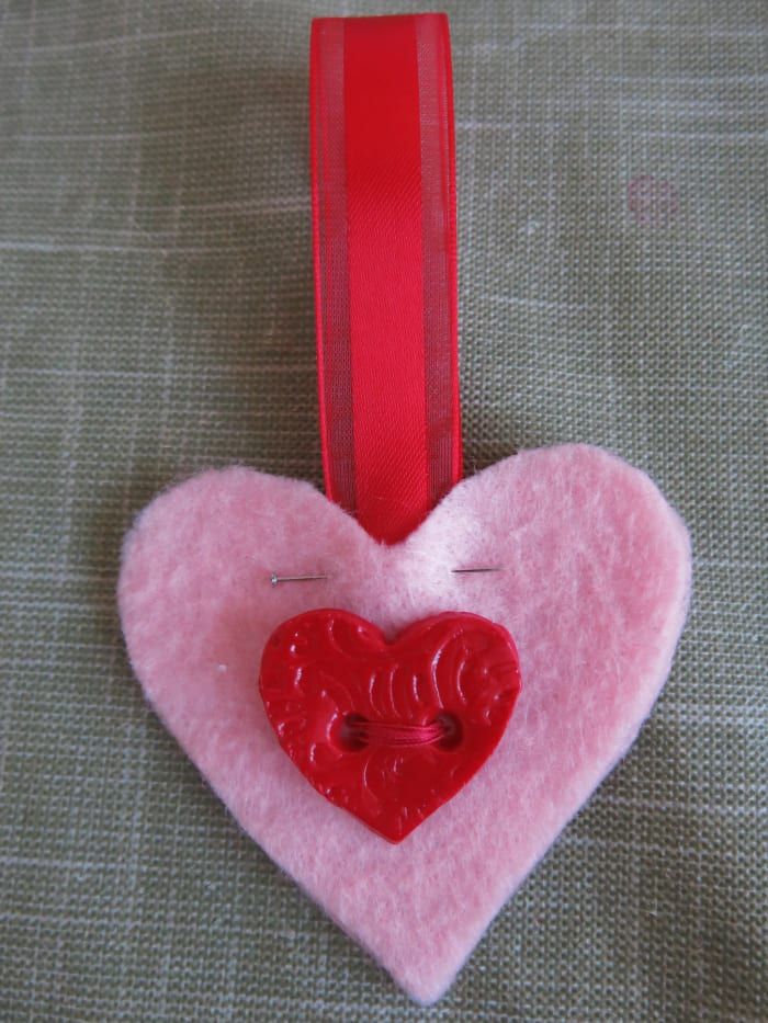 diy-dia-de-san-valentin-heart-bookmark