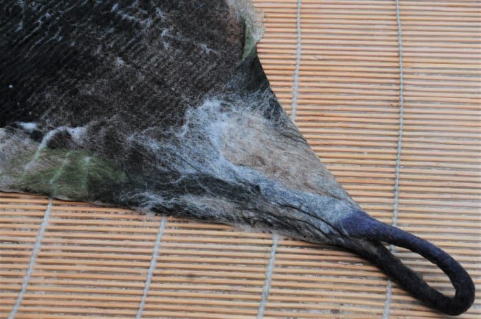 kako-uporabljati-paverpol-tekstil-trdilec-za-utrjevanje-polsten-ptičji pod
