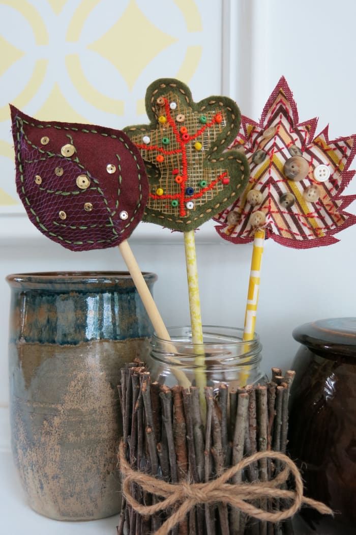 DIY-kézműves-oktató-törmelék-szövet-ősz-őszi levelek-asztaldísz és szalvéta-gyűrű