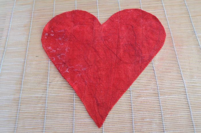 Nassfilzen-falsch-wie-um-einen-gebrochenen-Herz-Valentinstag-zu heilen